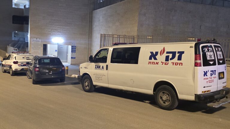 טרגדיה בהר המנוחות: נפל אל מותו במהלך האזכרה לסבו