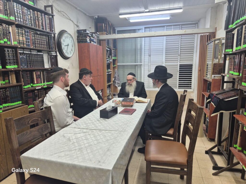 איצקוביץ': הסמנכ"ל במקלט, היחצ"ן בלימוד והברכה בפארק