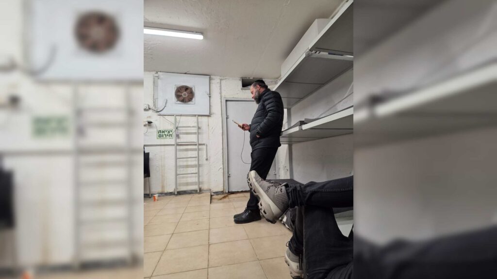 איצקוביץ': הסמנכ"ל במקלט, היחצ"ן בלימוד והברכה בפארק