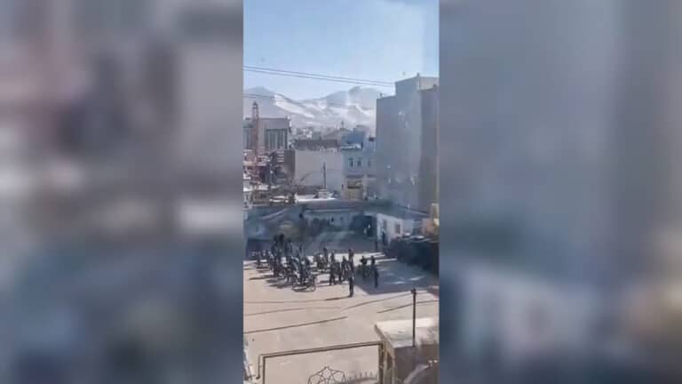 משמרות המהפכה הסתתרו בבהי"ס וחוסלו בתקיפה מדויקת