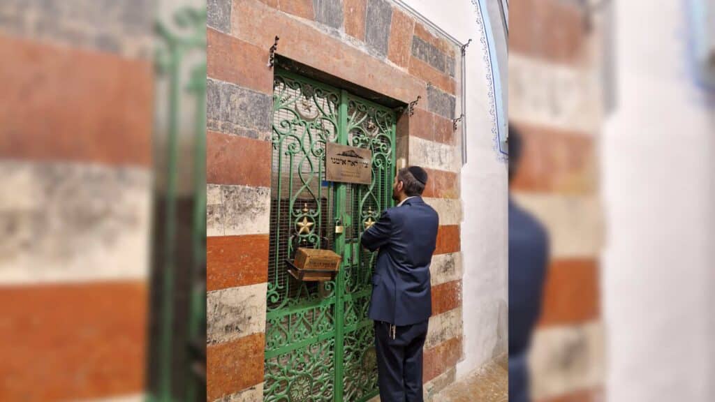 איצקוביץ': הסמנכ"ל במקלט, היחצ"ן בלימוד והברכה בפארק