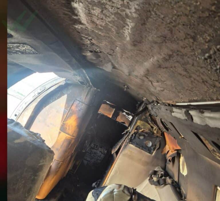 שלושה מטוסים נפגעו מרסיסים בנתב"ג – אחד עלה באש