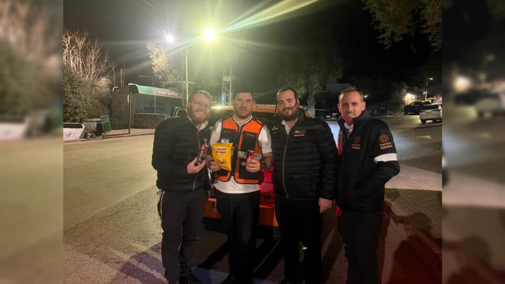 איצקוביץ': הסמנכ"ל במקלט, היחצ"ן בלימוד והברכה בפארק