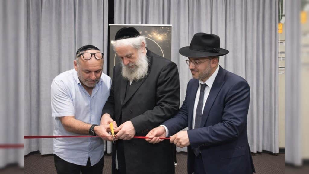 היישר מהונגריה לבני ברק: באירוע ייחודי הושק לראשונה בישראל טרקלין מפעל כובעי יוקרה בעיצוב אישי - צפו בגלריה