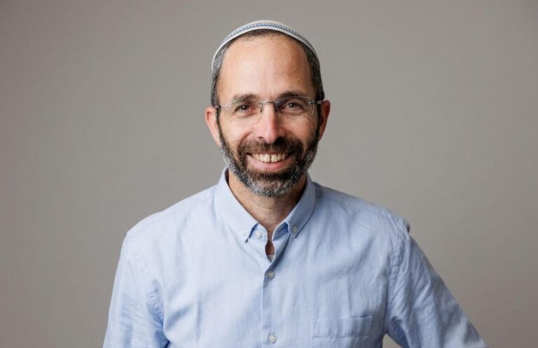 האסון בנהר הירדן: האב קפץ למים להציל את בנו וטבע