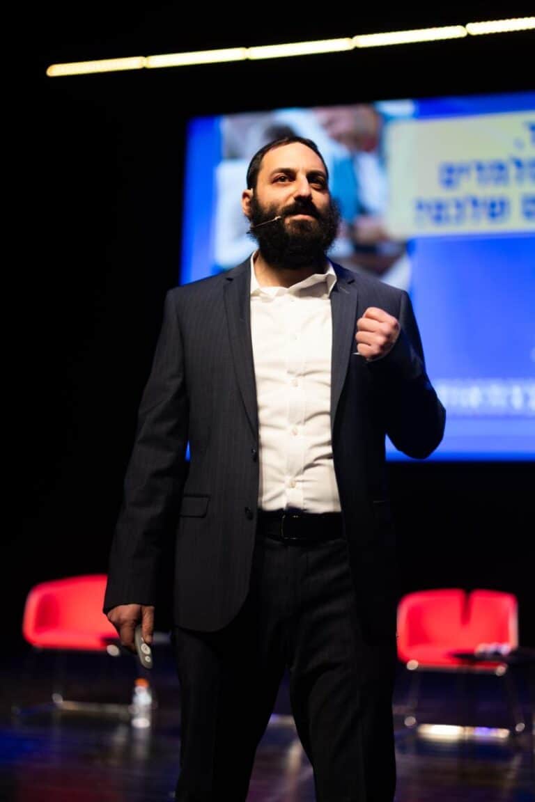 מעבדות לחירות אנושית: כך תגיעו לגאולה כלכלית