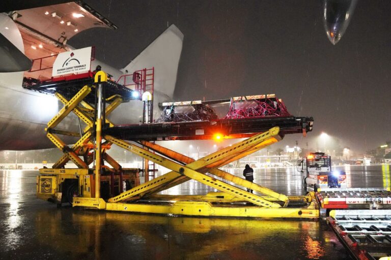 המטוס ה-200 עם ציוד צבאי וחימושים נחת בישראל