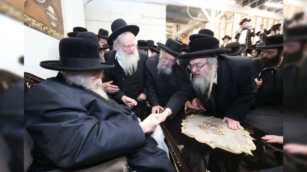 "לא מפחדים מאיראן": המתקפה החריפה של הגר"מ שטרנבוך