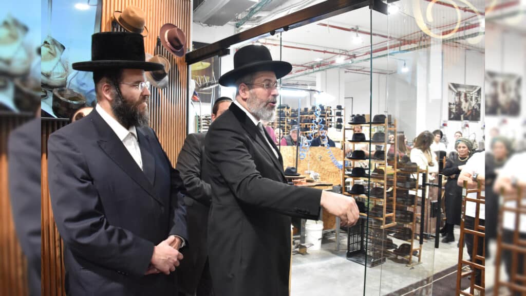 היישר מהונגריה לבני ברק: באירוע ייחודי הושק לראשונה בישראל טרקלין מפעל כובעי יוקרה בעיצוב אישי - צפו בגלריה