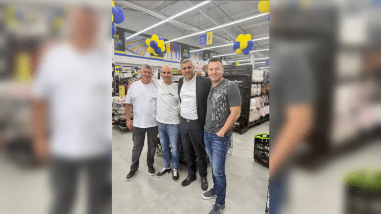 היזם החרדי רונן גנון מבעלי 'זול סטוק' פותח סניף ענק בבאר שבע: ״בונים ומפתחים את המדינה שלנו"