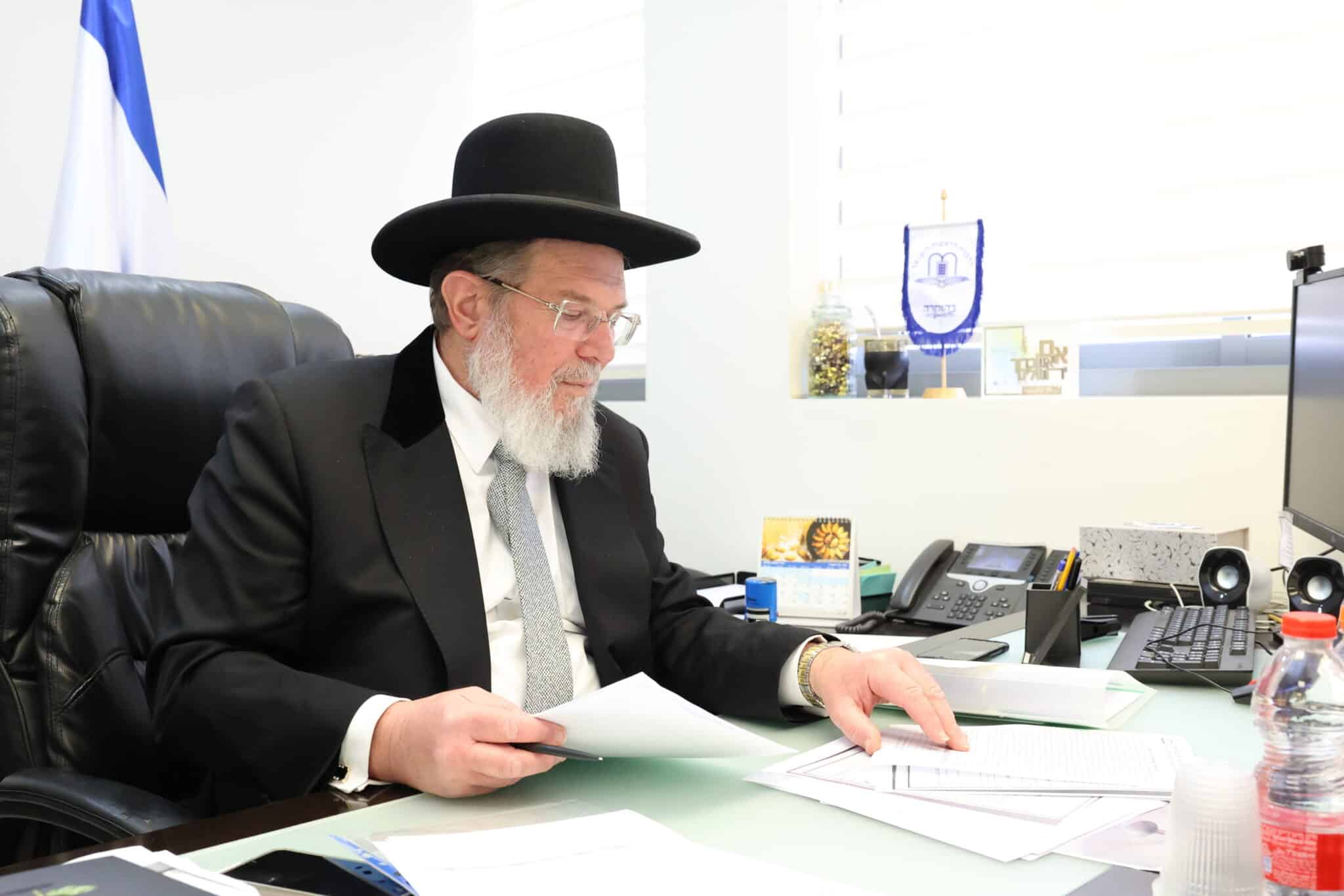 הרב הראשי נגד העמדת חיילי גבעתי לדין: "זה עלול להמיט אסון"