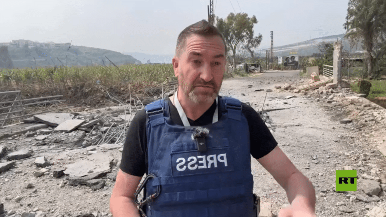 כך זה נראה כשמטוסי חיל האוויר תקפו סמוך לעיתונאי הרוסי