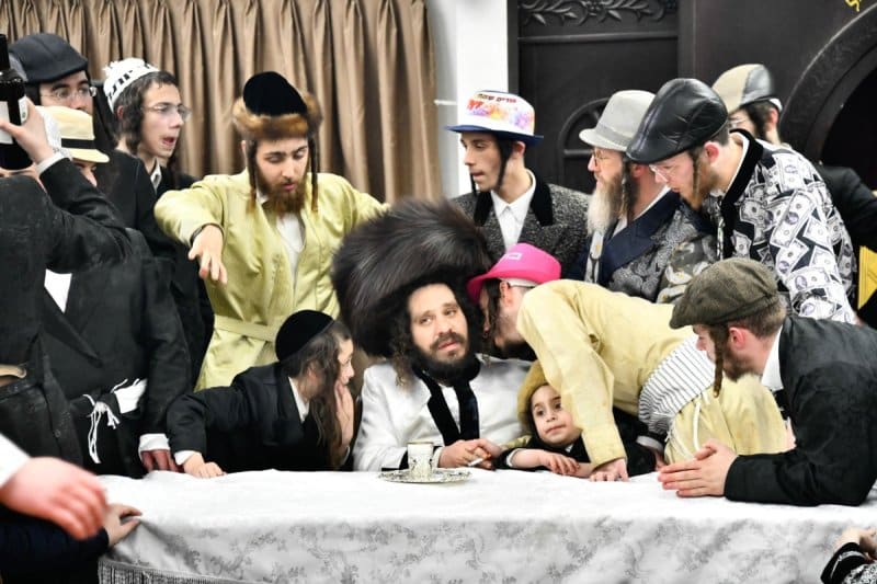 כאב ותלאות: מסע חייו של האדמו"ר מ"צינור השפע" | פרופיל כאב ותלאות: מסע חייו של האדמו"ר מ"צינור השפע" | פרופיל