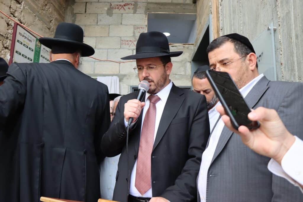 בני ברק: רבנים ואישי ציבור ליוו למנוחות את מזכה הרבים