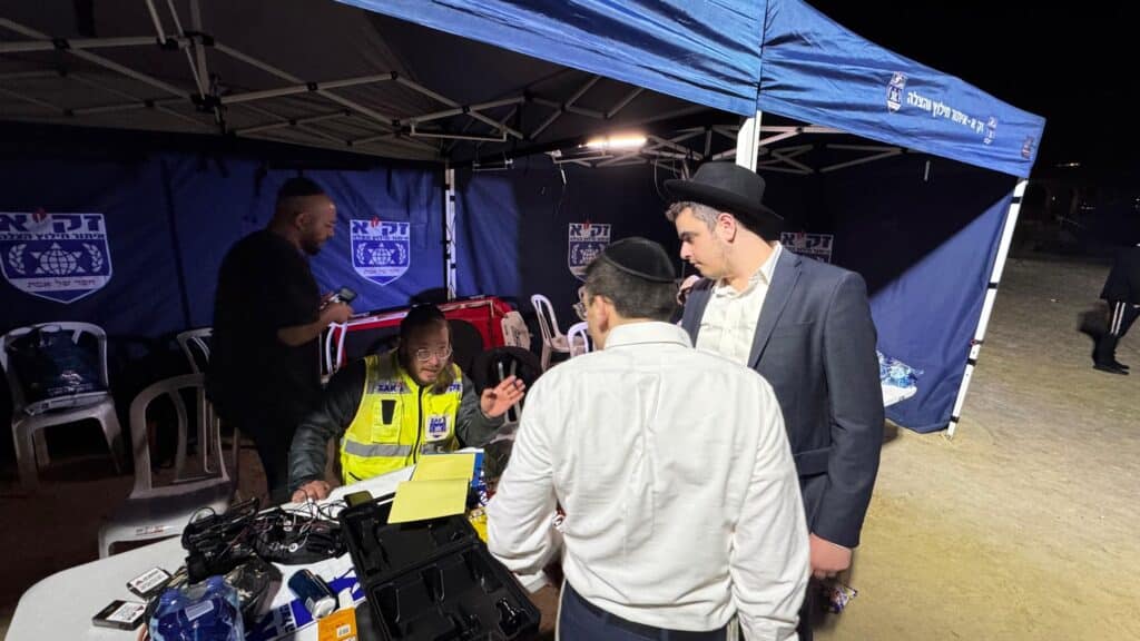 תנאי הים השתנו: הסריקות אחר הנעדר בחוף צאנז הורחבו תנאי הים השתנו: הסריקות אחר הנעדר בחוף צאנז הורחבו