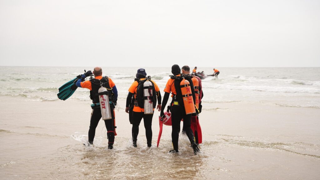 תנאי הים השתנו: הסריקות אחר הנעדר בחוף צאנז הורחבו תנאי הים השתנו: הסריקות אחר הנעדר בחוף צאנז הורחבו