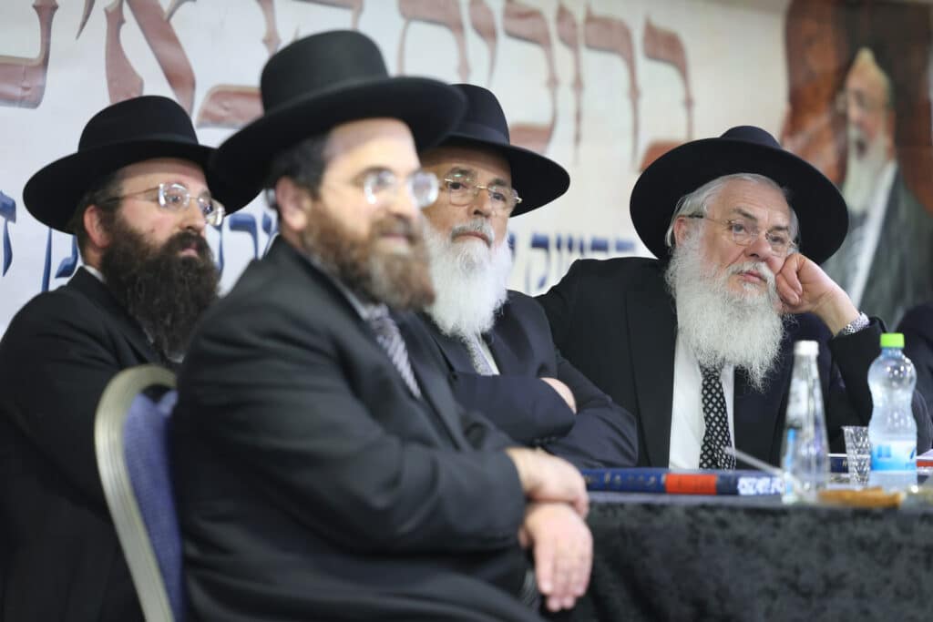 גלריה: המעמד לרגל הוצאת ספרו של חכם בן ציון אבא שאול