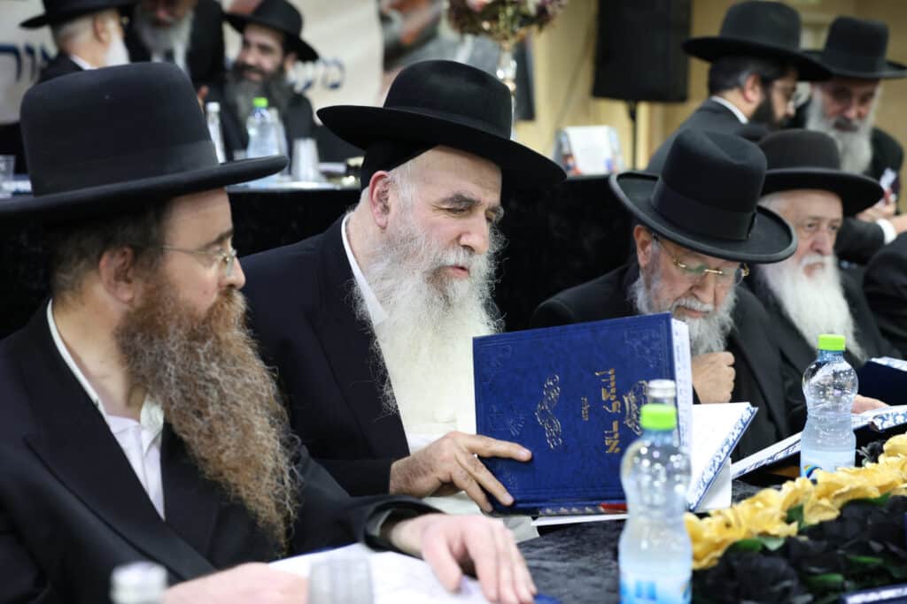 גלריה: המעמד לרגל הוצאת ספרו של חכם בן ציון אבא שאול