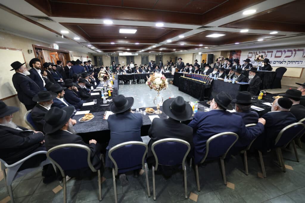 גלריה: המעמד לרגל הוצאת ספרו של חכם בן ציון אבא שאול