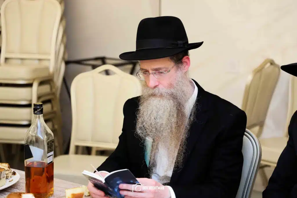 ירושלים: התוועדות יום ה'יארצייט' הרב אלימלך וובר זצ"ל