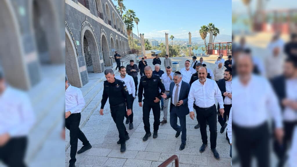 בכירי המשרד לשירותי דת וכוחות ההצלה והביטחון בסיור מקיף