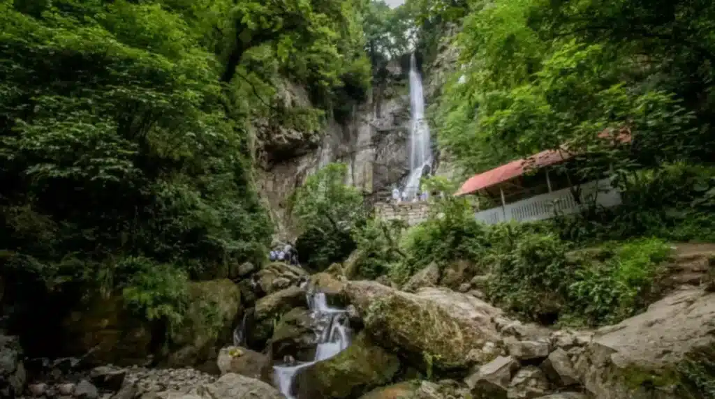 מלון 5 כוכבים כשר למהדרין בבטומי