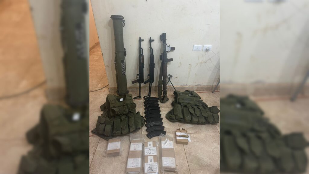 רחפנים, ראשי נפץ ודגלי חיזבאללה: צה"ל מטהר את קו ההגנה