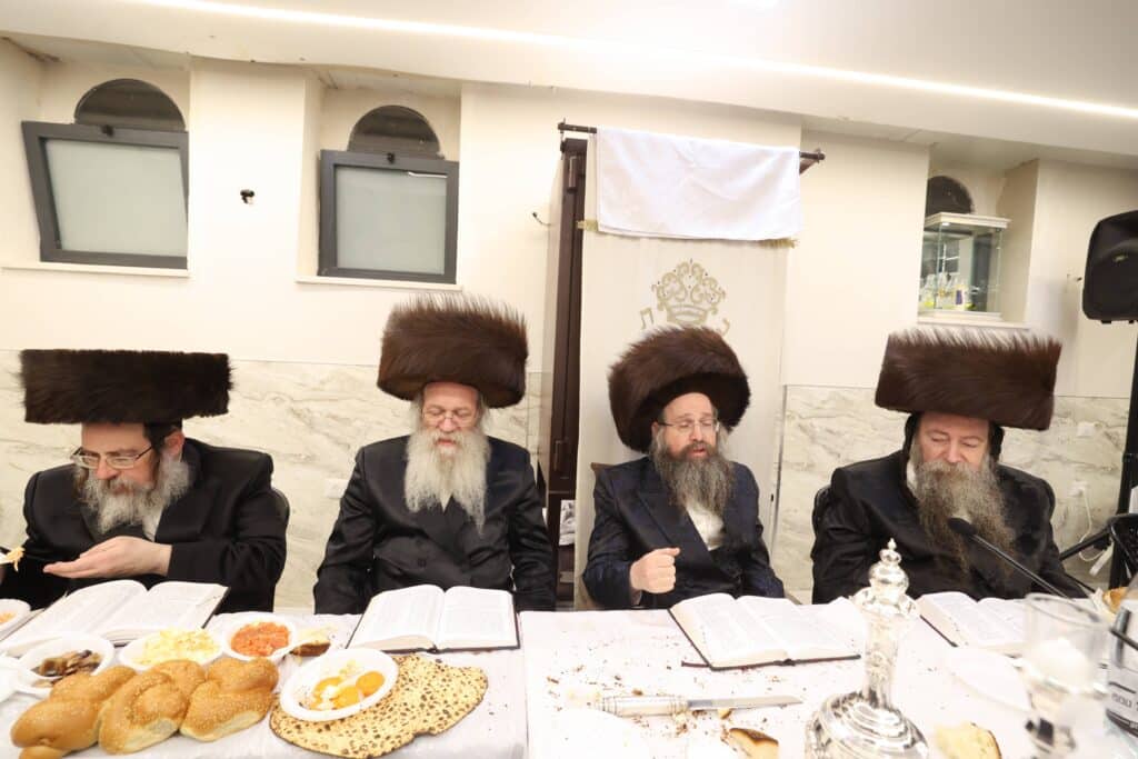 אב"ד צאנז טשאקאווא שליט"א בהילולא לזקנו ה-'דברי חיים'