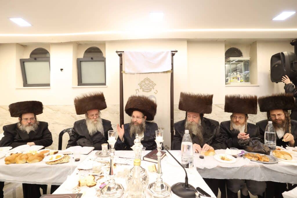 אב"ד צאנז טשאקאווא שליט"א בהילולא לזקנו ה-'דברי חיים'