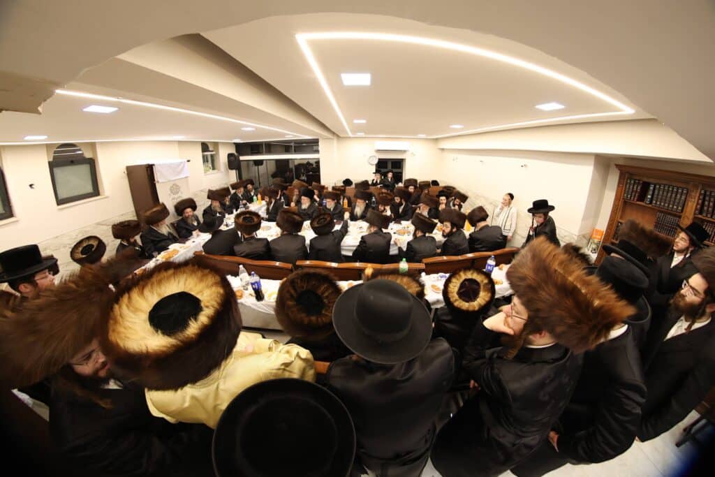 אב"ד צאנז טשאקאווא שליט"א בהילולא לזקנו ה-'דברי חיים'