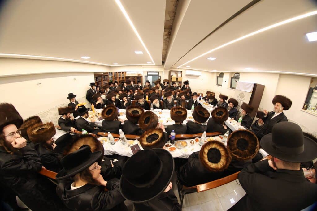 אב"ד צאנז טשאקאווא שליט"א בהילולא לזקנו ה-'דברי חיים'