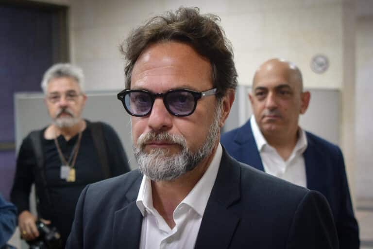 טלטלה בלשכת נתניהו: היועץ הבכיר נוטש את התפקיד