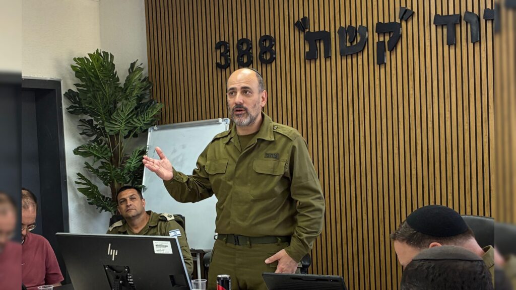איצקוביץ': לקראת סולחה? הפגישה של ראש העיר עם הנכד