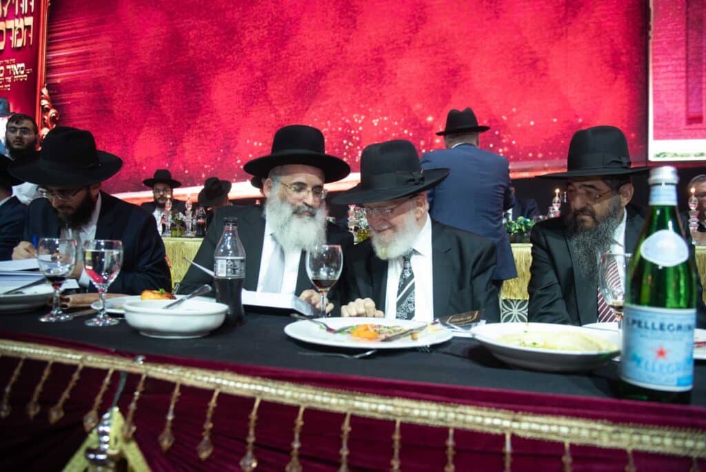 אלפים במעמד ההילולא המרכזית למרן הגר"מ מאזוז זיע"א