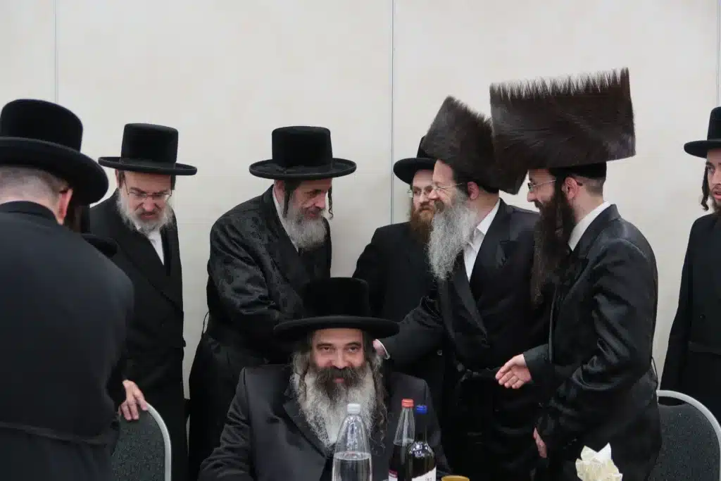 גלרייה: שמחת הבר מצווה לבן המשפיע הגר"ט ליסיצין