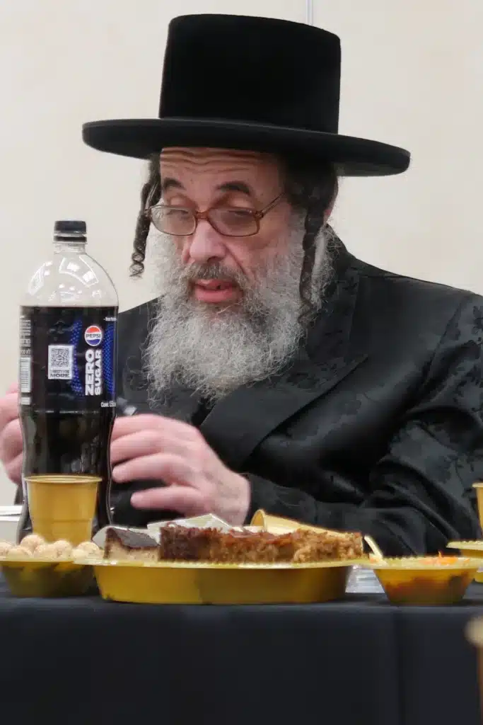 גלרייה: שמחת הבר מצווה לבן המשפיע הגר"ט ליסיצין