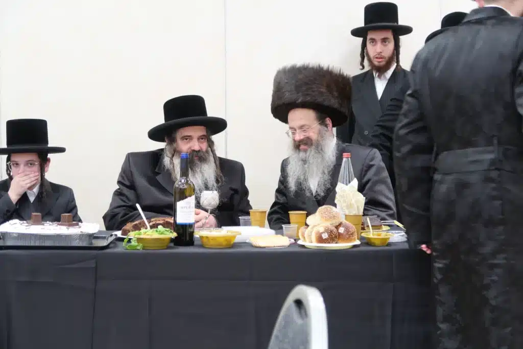 גלרייה: שמחת הבר מצווה לבן המשפיע הגר"ט ליסיצין