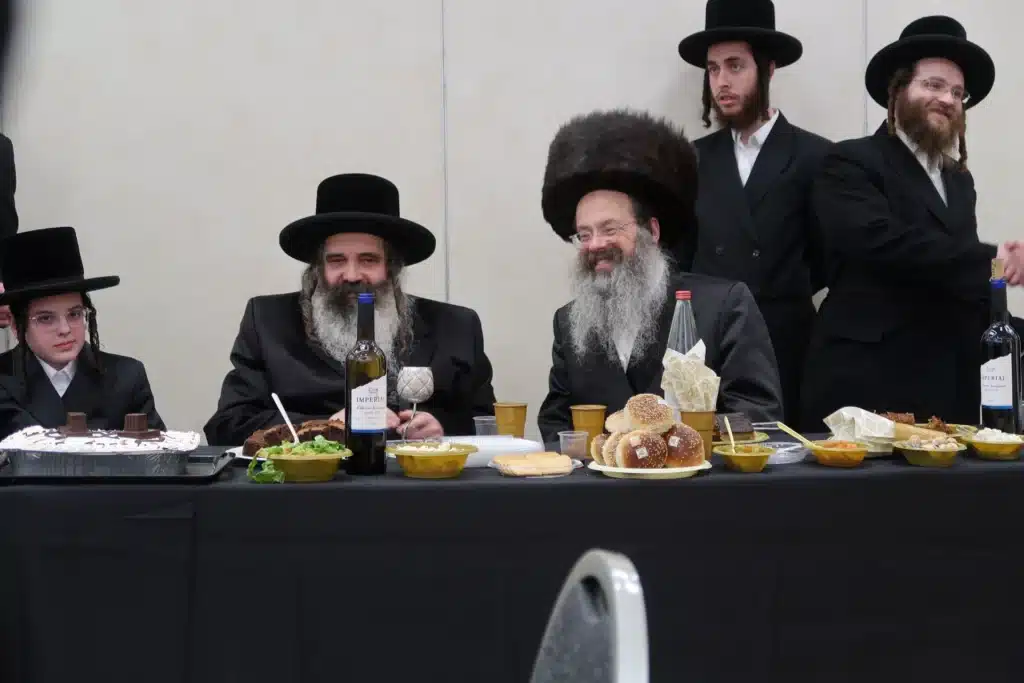 גלרייה: שמחת הבר מצווה לבן המשפיע הגר"ט ליסיצין