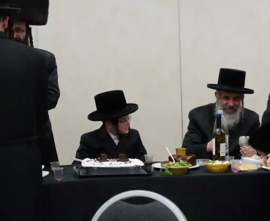 גלרייה: שמחת הבר מצווה לבן המשפיע הגר"ט ליסיצין