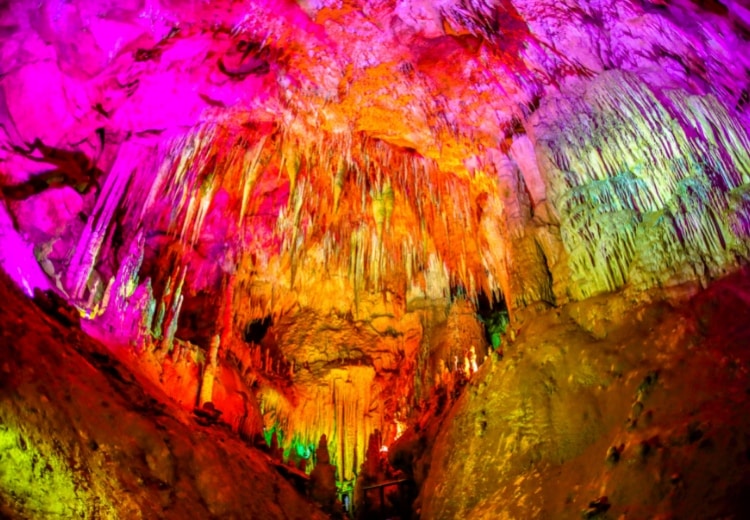 מלון 5 כוכבים כשר למהדרין בבטומי