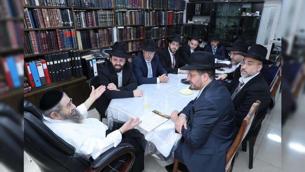 איצקוביץ': הדובר שנוטש והפקת הוואקל הענק שבדרך