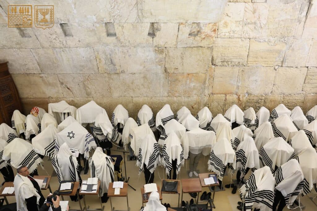 ברכת הכהנים מהכותל המערבי - במתכונת מצומצמת