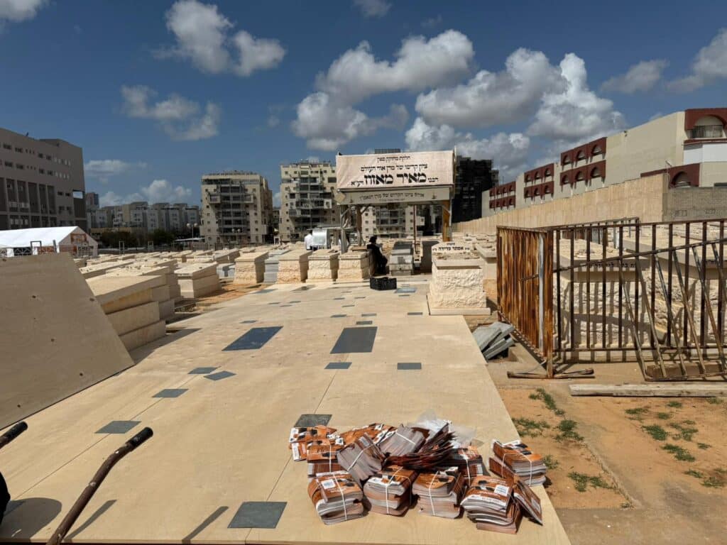 שנה להסתלקותו: המונים יעלו בצאת החג לציון הגר"מ מאזוז