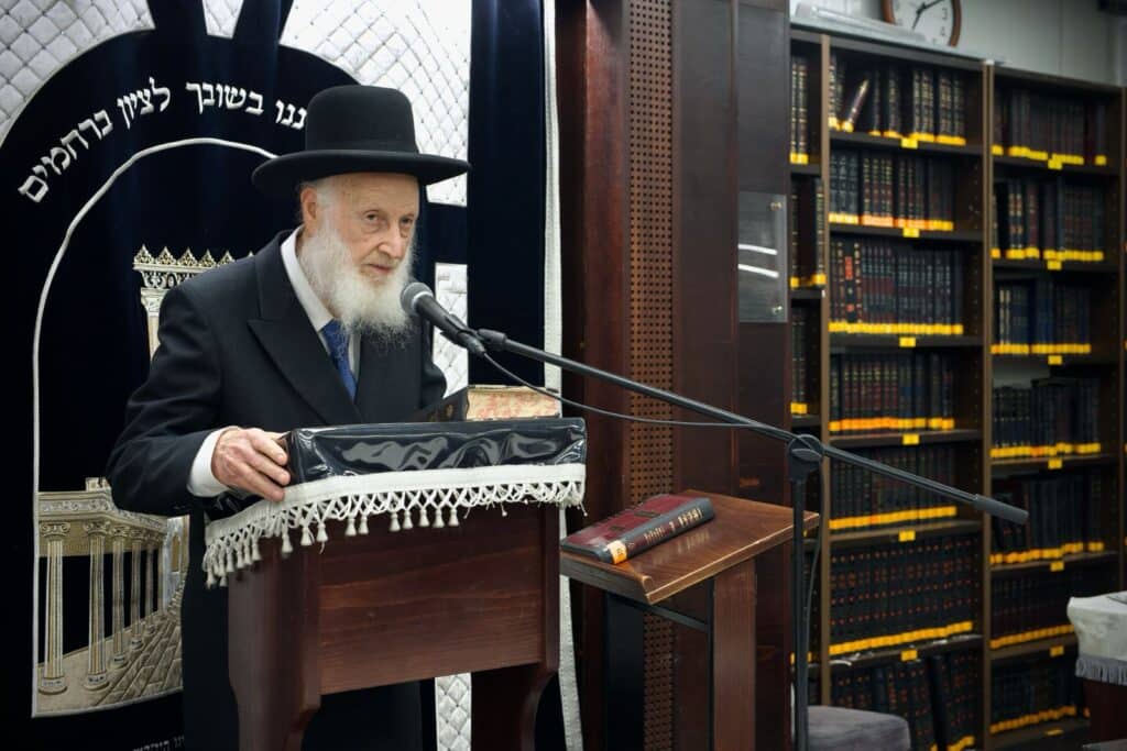 בגבעת האנטנה: המונים קיבלו את פניו של חבר המועצת