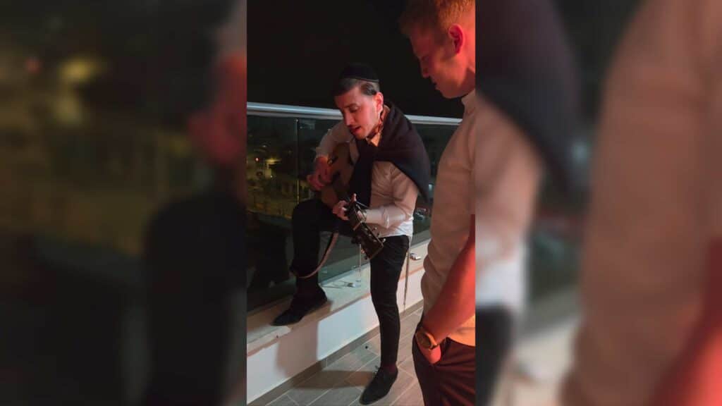 איצקוביץ': הדובר שנוטש והפקת הוואקל הענק שבדרך