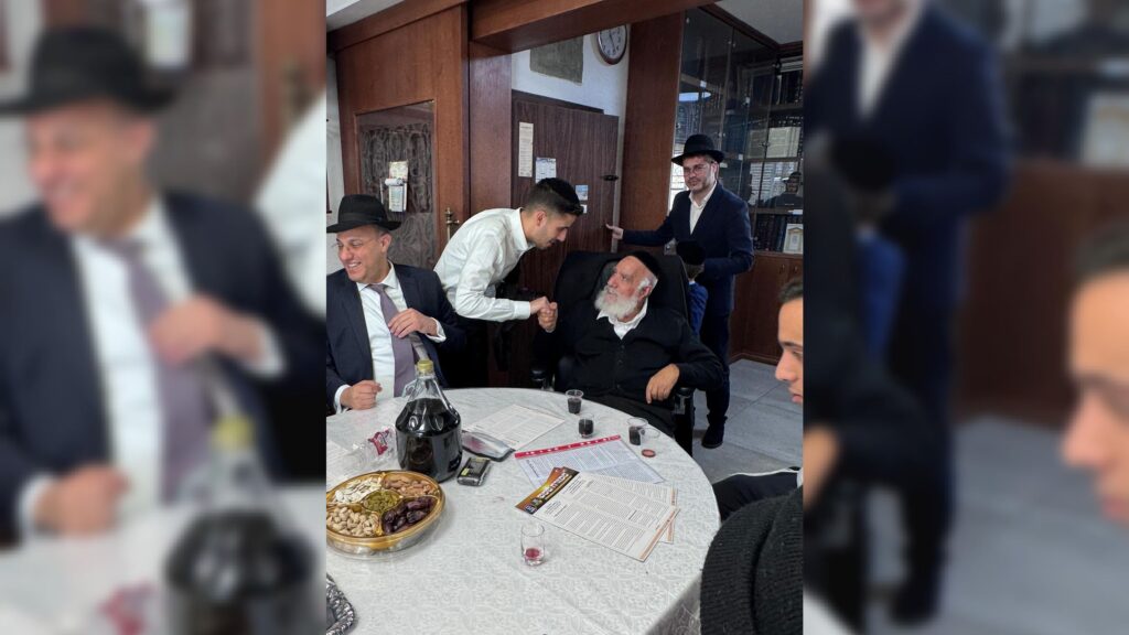 איצקוביץ': הדובר שנוטש והפקת הוואקל הענק שבדרך