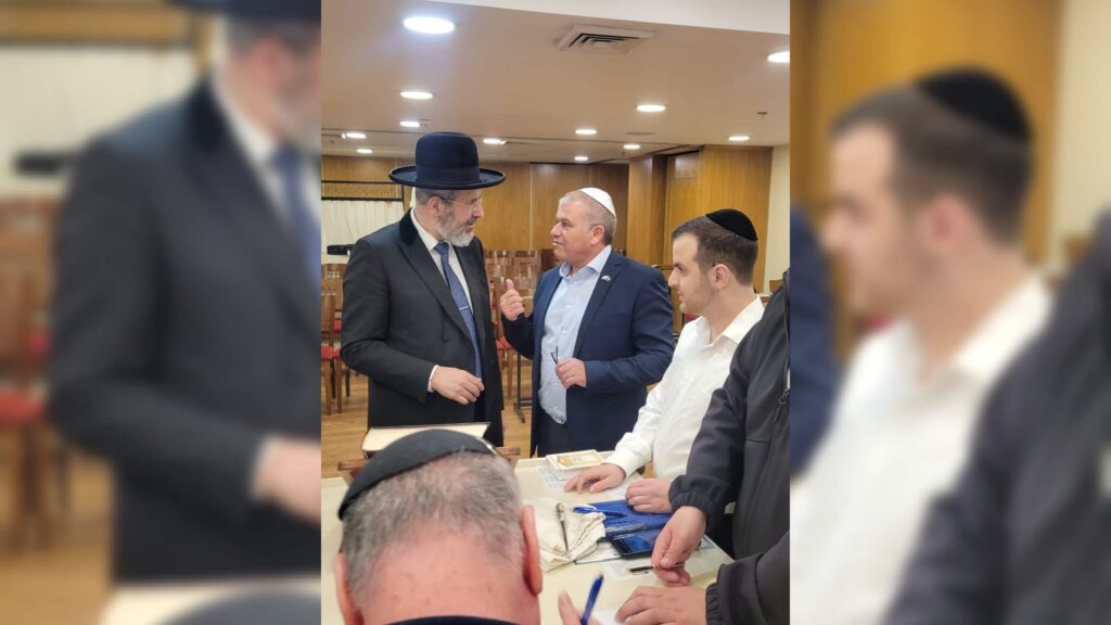 איצקוביץ': הדובר שנוטש והפקת הוואקל הענק שבדרך