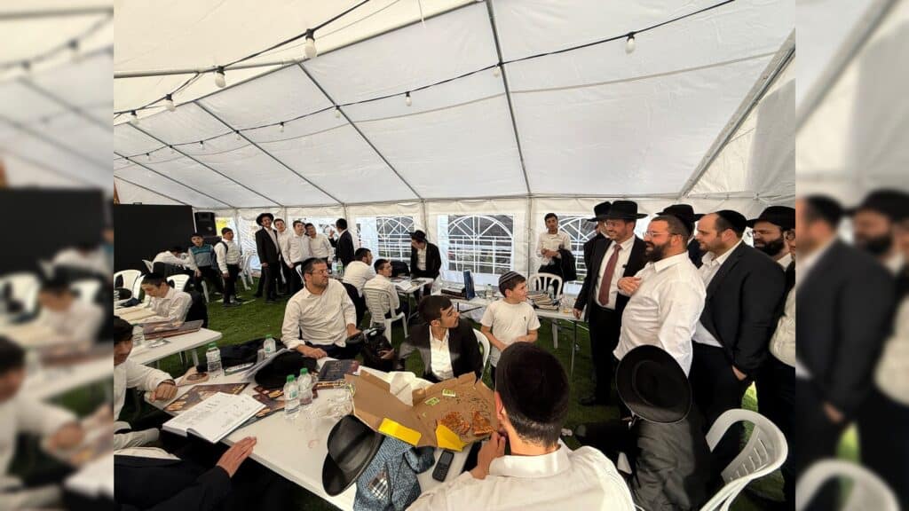 איצקוביץ': הדובר שנוטש והפקת הוואקל הענק שבדרך