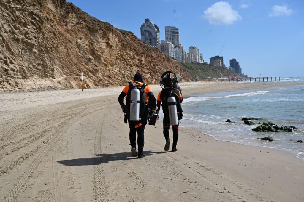 כל כוחות המשימה המיוחדות של זק"א גויסו לסריקות בקו החוף