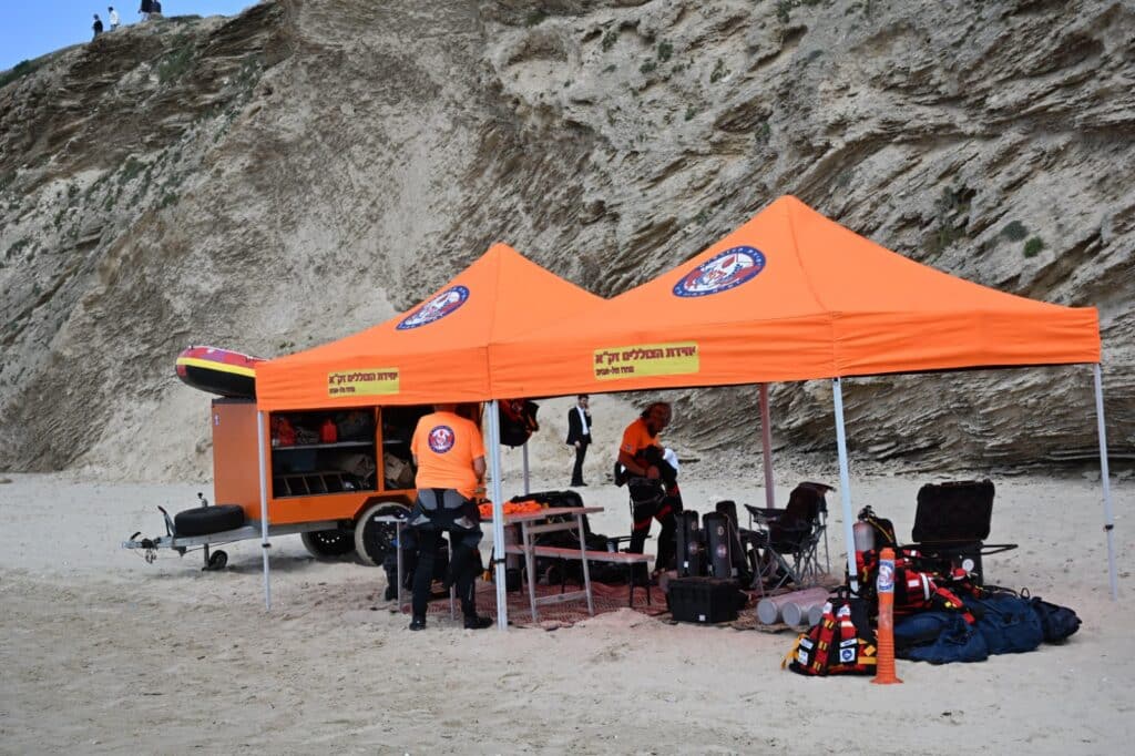 כל כוחות המשימה המיוחדות של זק"א גויסו לסריקות בקו החוף